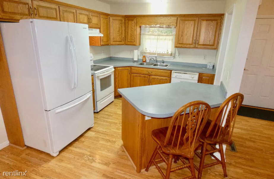 Primary Photo - 3 br, 2 bath House - 240 Attix Dr