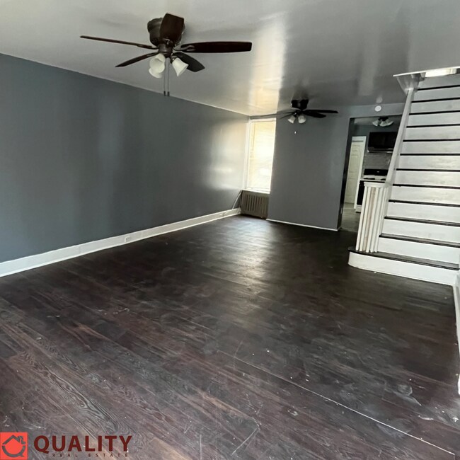 Foto del edificio - 830 E Willard St