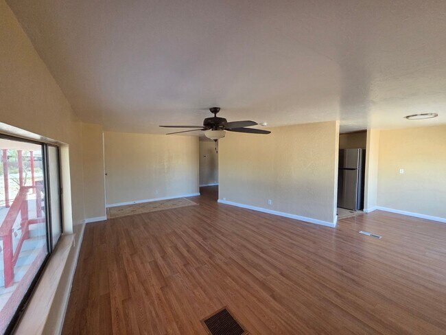 Foto del edificio - Queen Creek 3 bed / 2 bath on just under 5 Acres! No HOA!