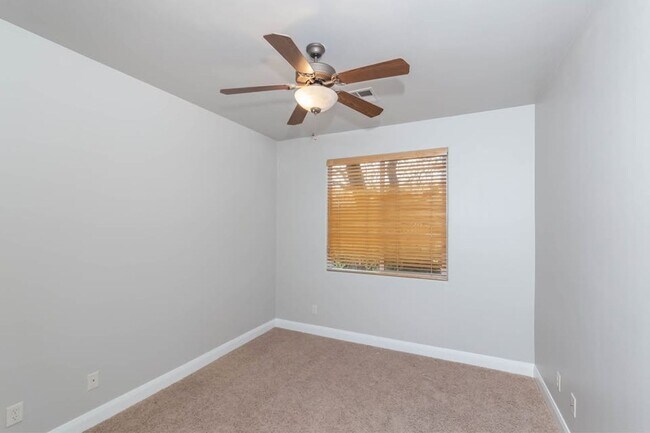 Foto del edificio - 4 Bedroom Home In Hurricane - Small Pet Friendly