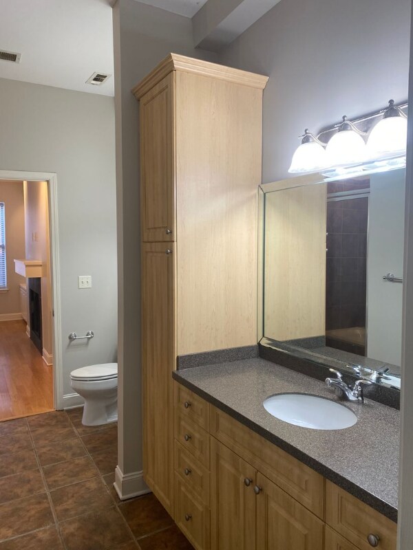 Building Photo - 510 City House Ct