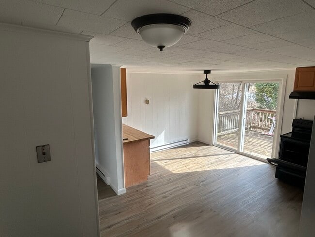 Building Photo - 1520 Harvey Ln