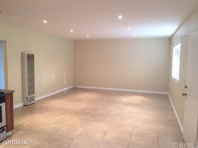Foto del edificio - 2 br, 2 bath  - 3305 E Ransom St