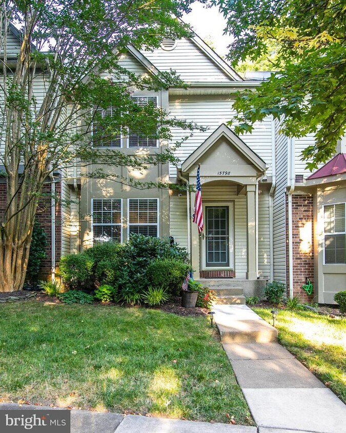 15798 Widewater Dr, Montclair, VA 22025 Townhome Rentals in Montclair