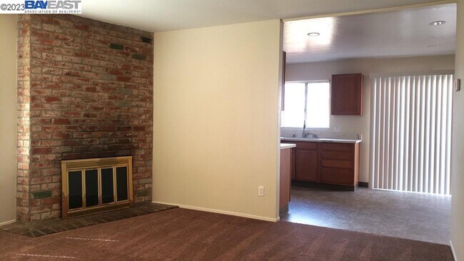 Building Photo - 41672 Joyce Ave