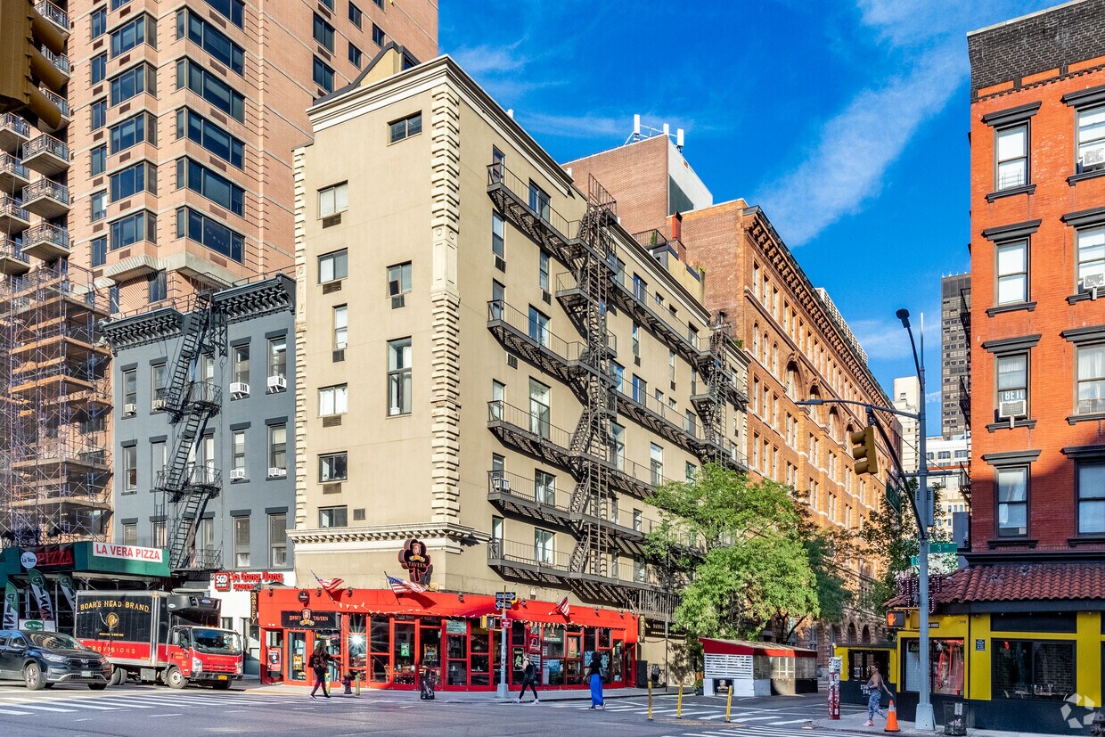 Foto principal - 160 E 26th St