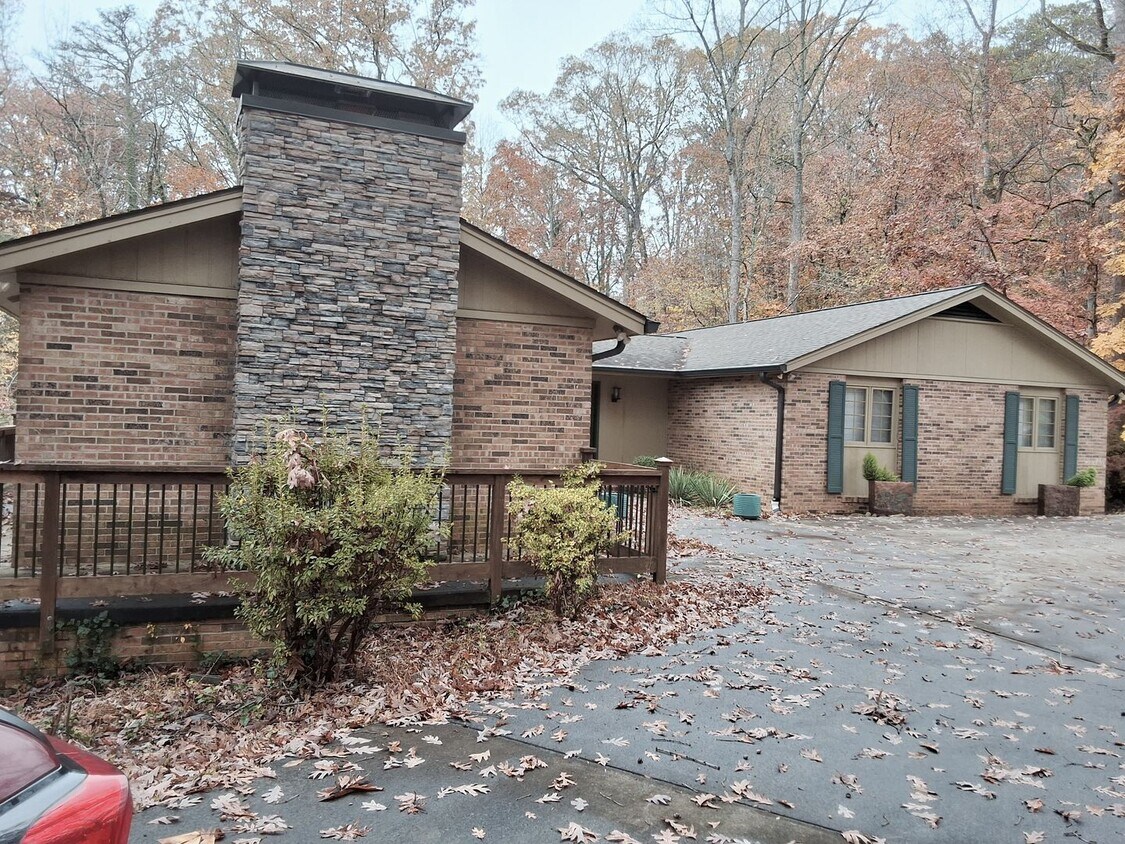 Foto principal - Oak Ridge 37830 - 4 bedroom 2.5 bath - cal...