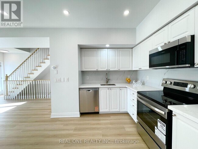 Building Photo - 25 Richgrove Dr