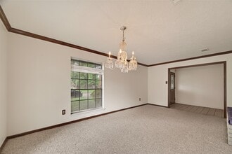 Building Photo - 12835 Woodlite Ln