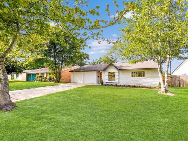 Building Photo - 6026 Willowbend Blvd