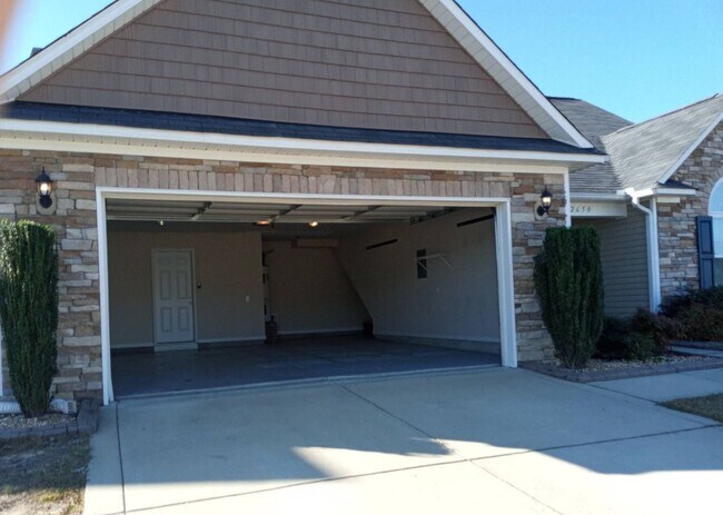 Foto del edificio - Gorgeous 4 Bedroom Home in Brookshire!