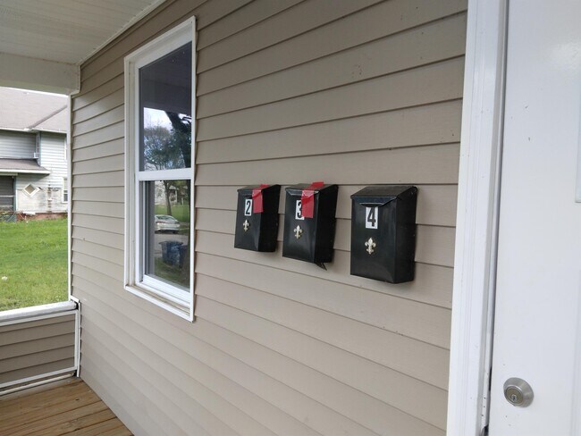 Foto del edificio - 537 Potter St