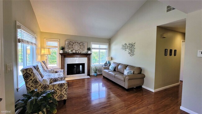 Building Photo - 4 br, 2 bath House - 34185 Frederick Lane