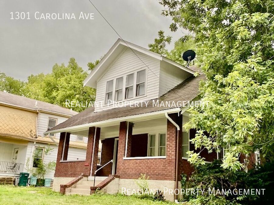 Primary Photo - Gorgeous Corner Lot Home for Rent!