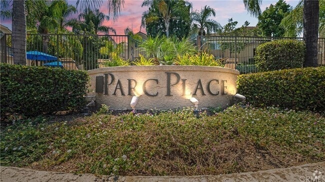 Building Photo - 13133 Le Parc