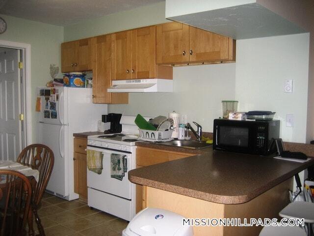 Foto del edificio - 883 Huntington Ave