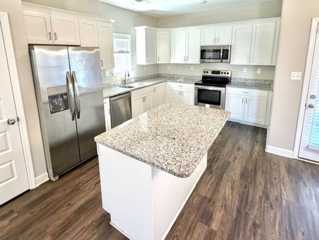 Building Photo - KennesawDr8753