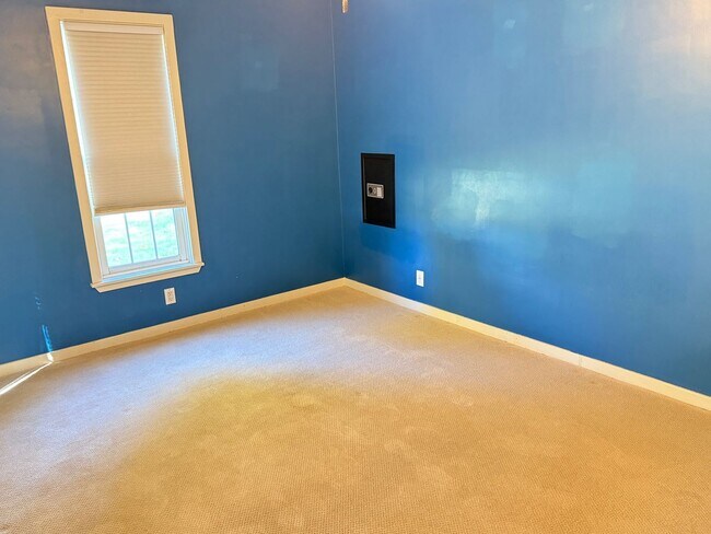 Foto del edificio - Charming 2 BR 1.5 bath house near ISU