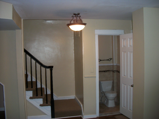 Building Photo - 3400 Erdman Ave
