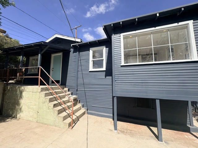 Building Photo - 9322 Franklin St