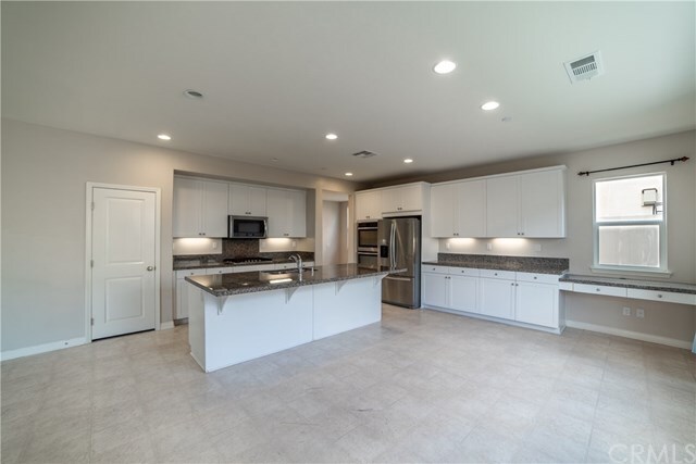 Building Photo - 39118 Pagosa Springs Dr