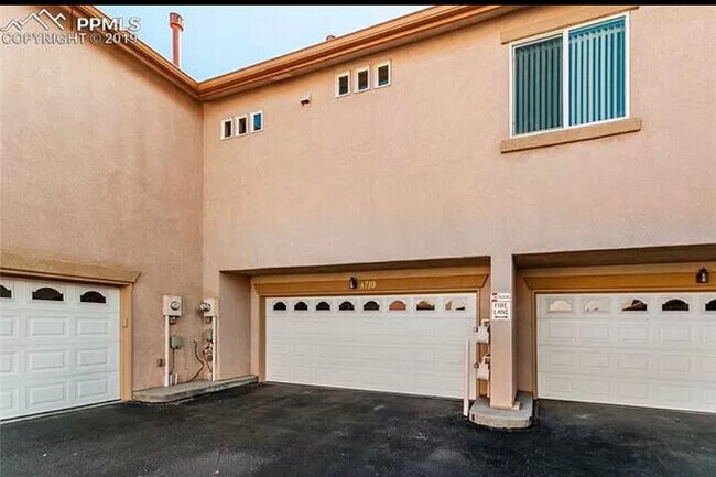 Photo - 4710 Sand Mountain Point Townhome