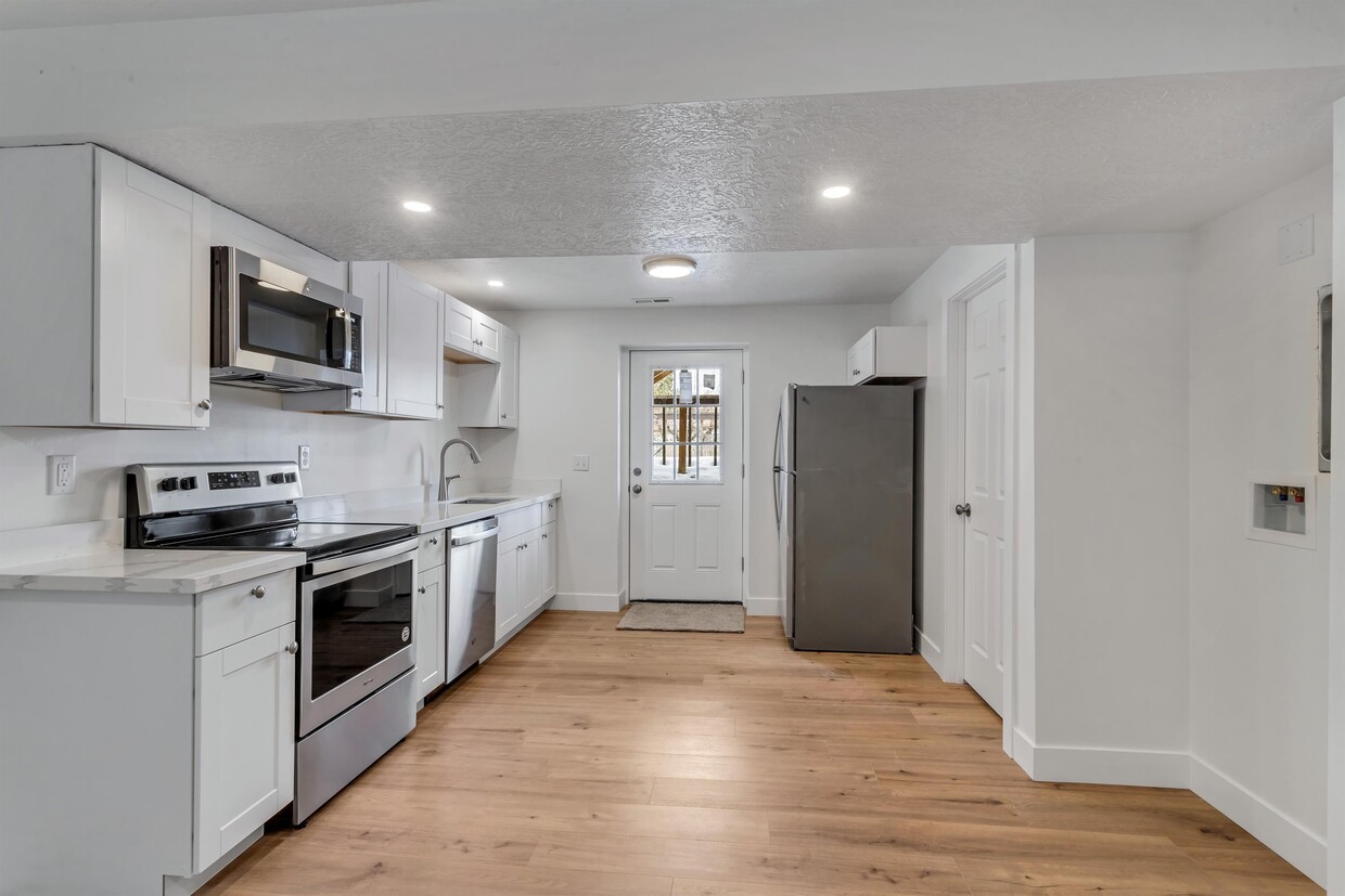 Foto principal - 4866 Gaskill Way
