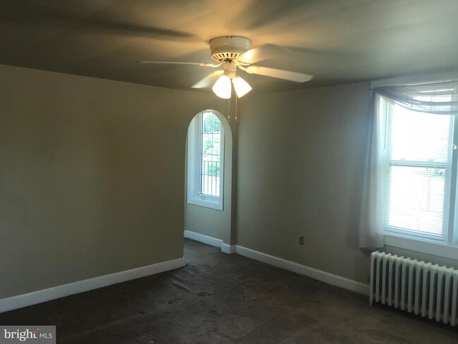 Foto del edificio - 302 S Coldbrook Ave