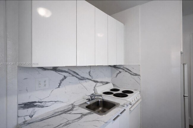 Foto del edificio - 5305 Biscayne Blvd