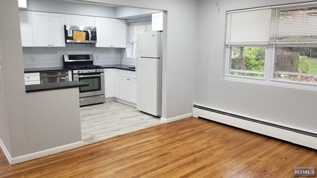 Foto del edificio - 14 Shetland Ln