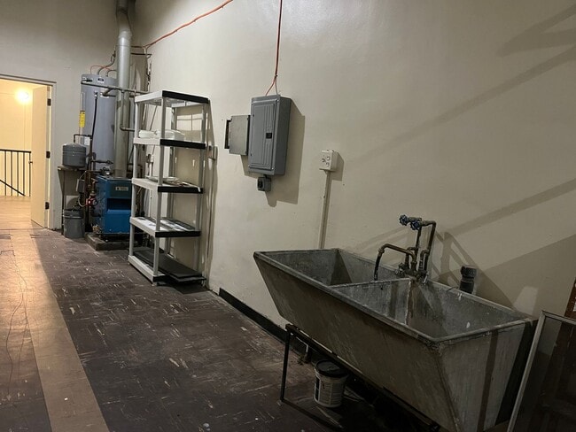 Foto del edificio - 414 E Lincoln Ave