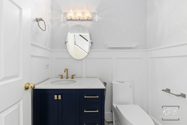 Foto del edificio - 2612 Lundquist Dr