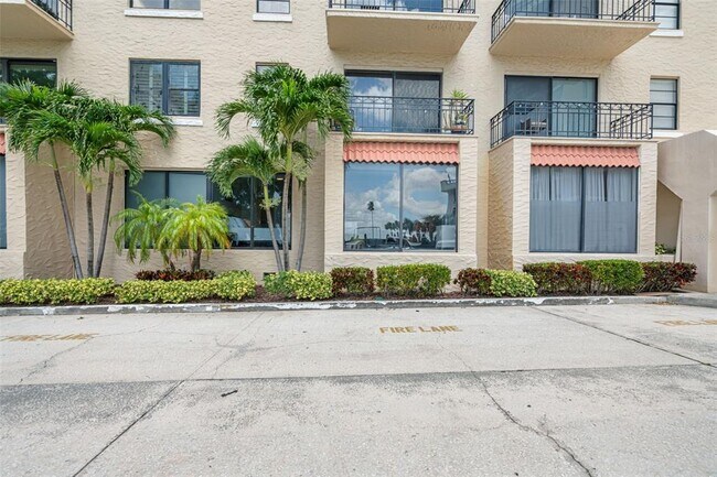 Building Photo - 2109 Bayshore Blvd