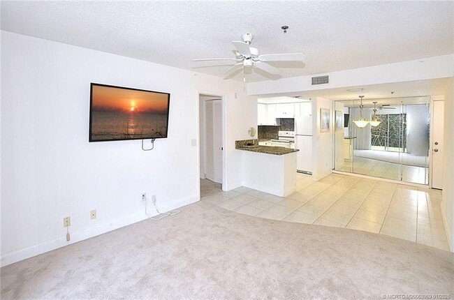 Building Photo - 950 S Kanner Hwy