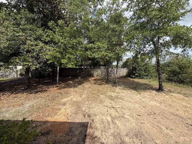 Building Photo - 51 Yearling Ct