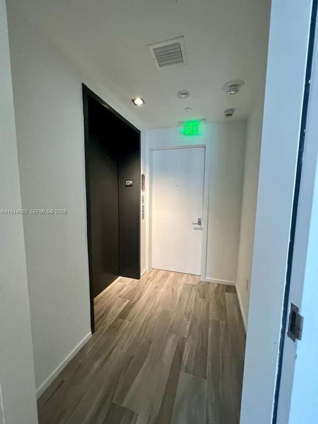 Foto del edificio - 801 S Miami Ave