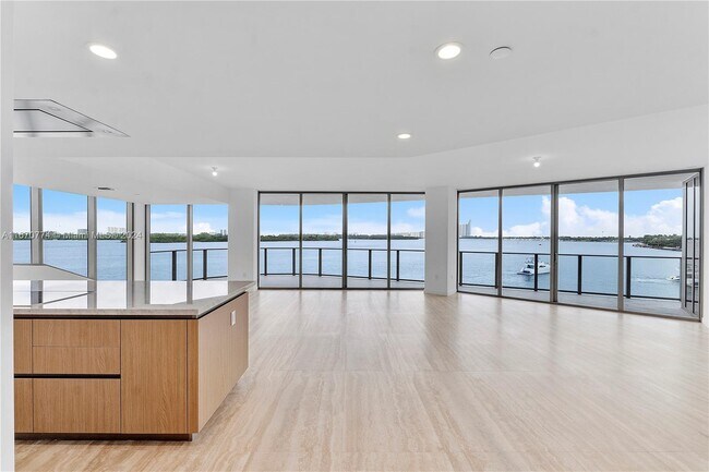 Foto del edificio - 1135 103rd St
