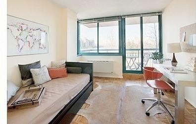 Building Photo - 1040 FDR Dr