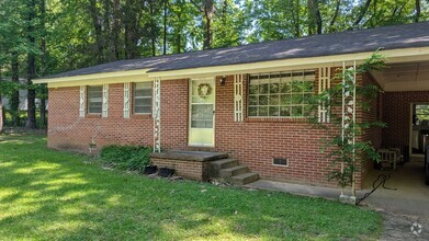 Building Photo - 3304 Jefferson Davis Dr Exn