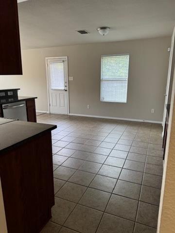 Foto del edificio - 1620 Emma Dr