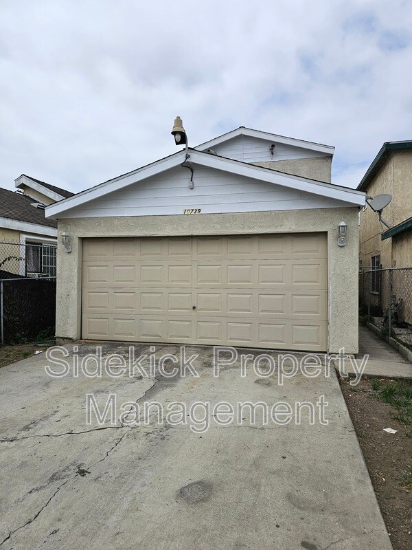 Photo - 10739 Mona Blvd