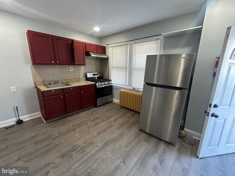 Foto principal - 1860 Wakeling St