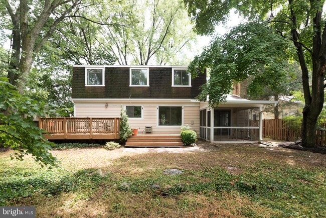 Building Photo - 515 Aspen Dr