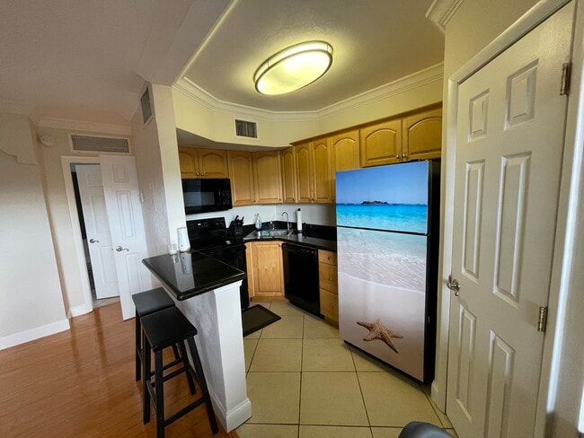 Photo - 744 NE 14th Ave Apartments