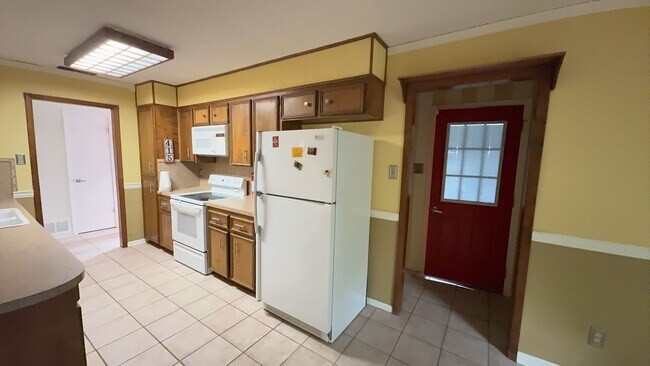 Building Photo - 415 Orchid Dr