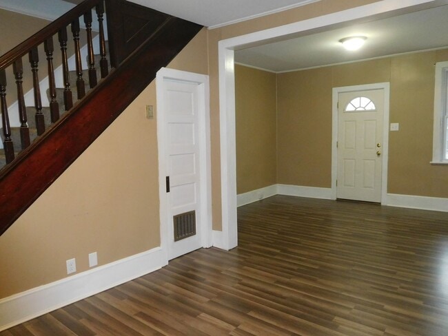 Building Photo - 223-225 Hamilton Avenue