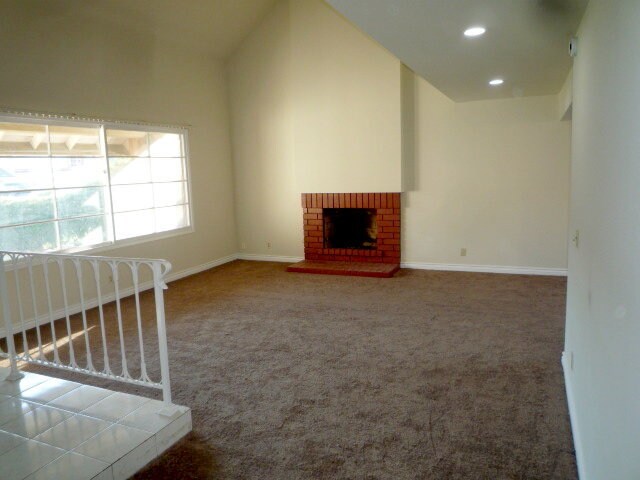 Building Photo - 8631 Acapulco Cir
