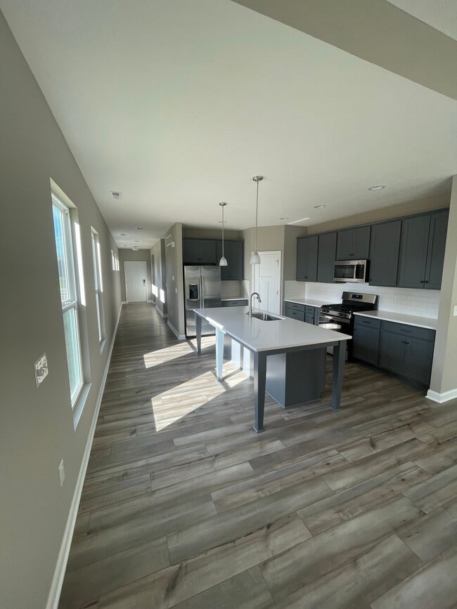 Building Photo - 3542 Shoal Way