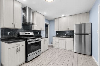 Building Photo - 625 Welty Ave
