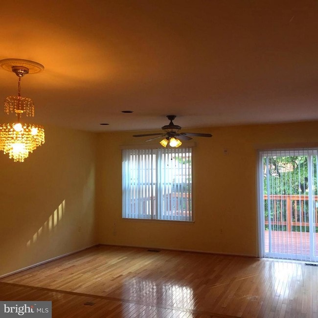 Building Photo - 111 Amberfield Ln